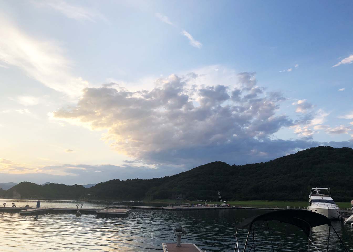 北京平谷金海湖