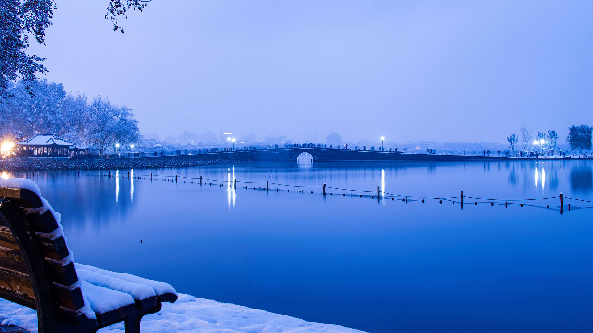杭州西湖雪景