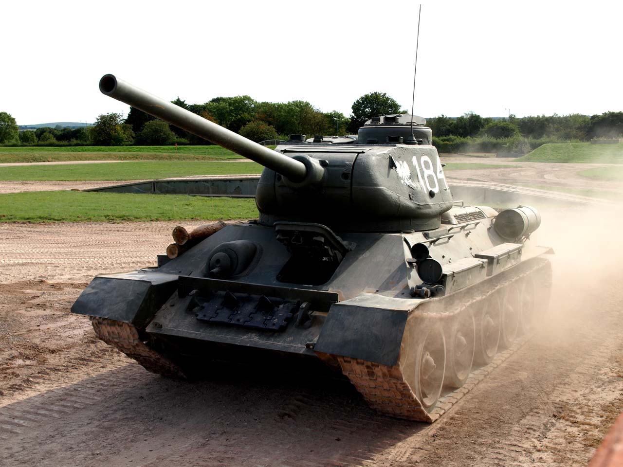 T-34-85中型坦克