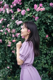 蔷薇花下