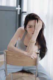 白帘轻拂