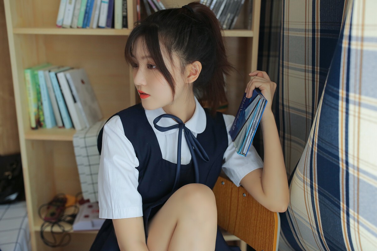 目光所致都是你