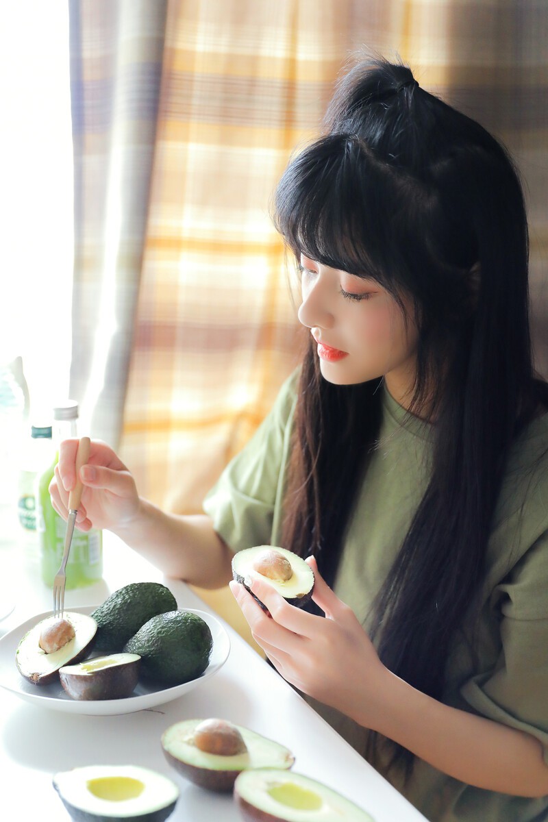 牛油果女孩