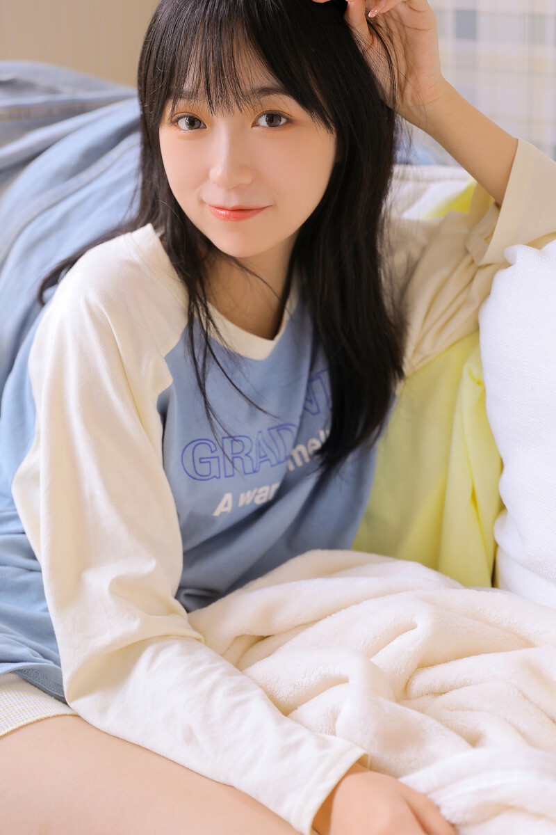 沙拉女孩