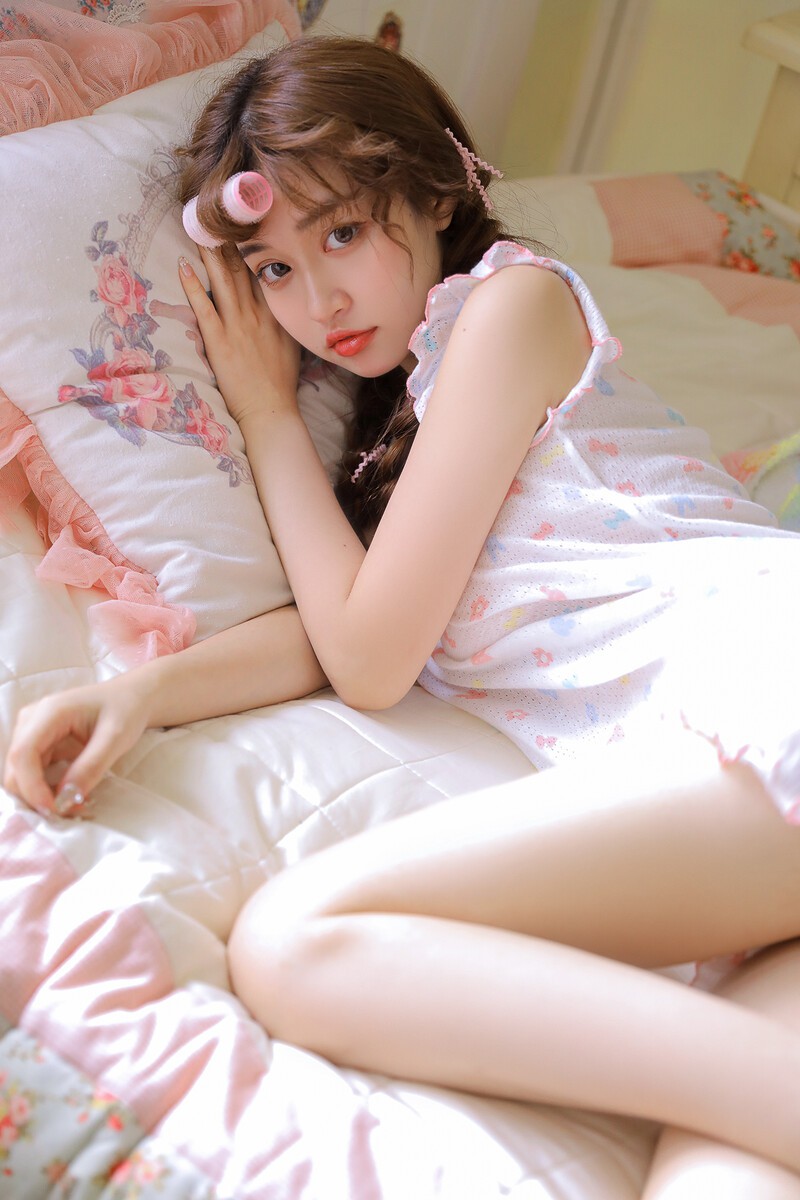 玫瑰色的少女梦境