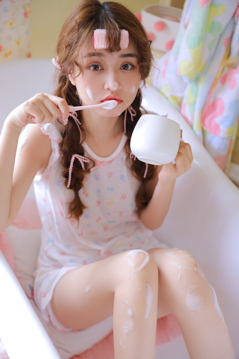 玫瑰色的少女梦境