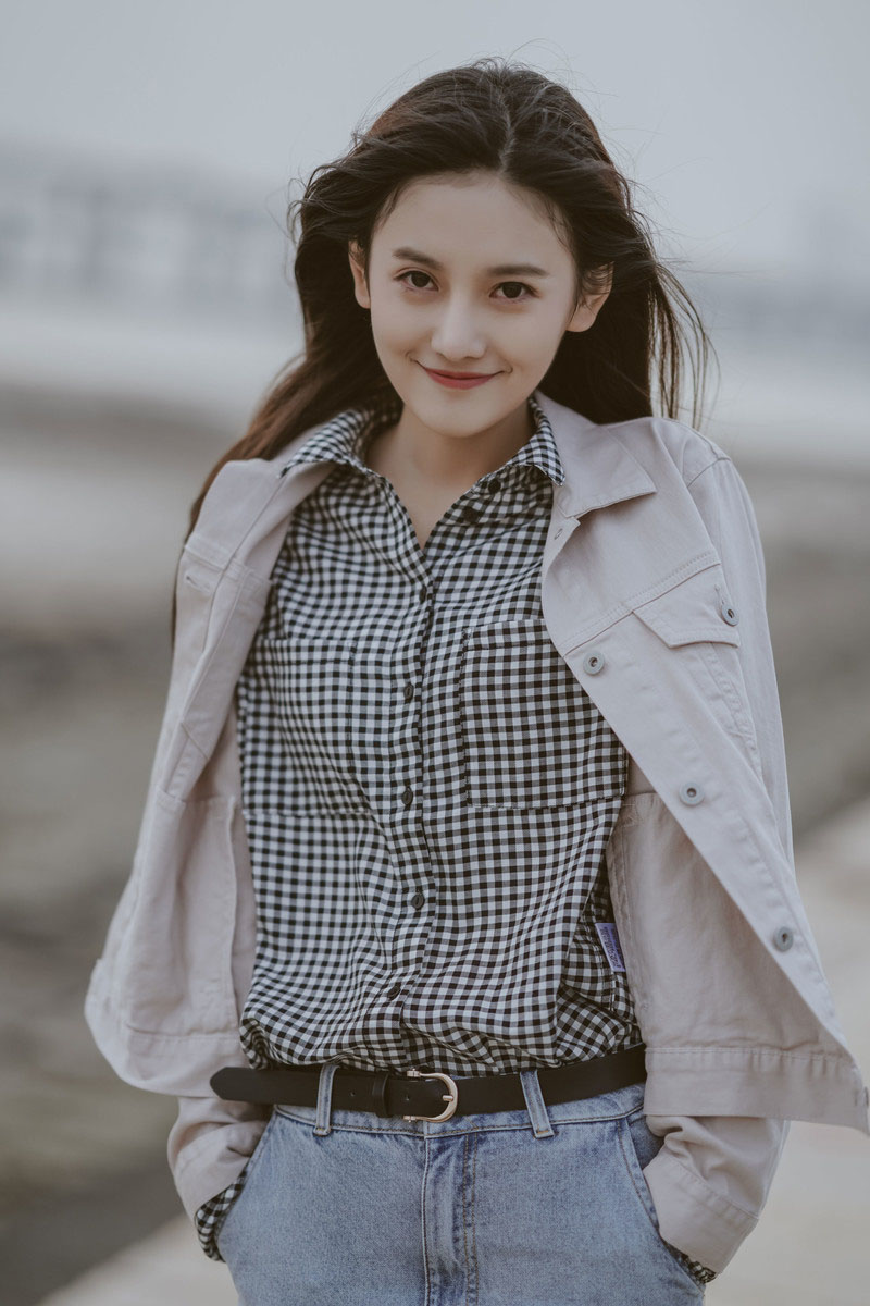 措不及防闯入你笑颜