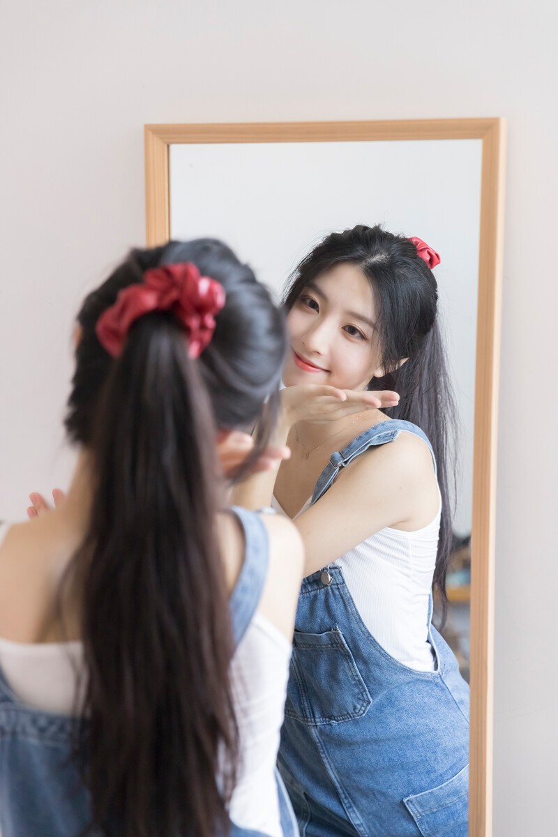 居家美女
