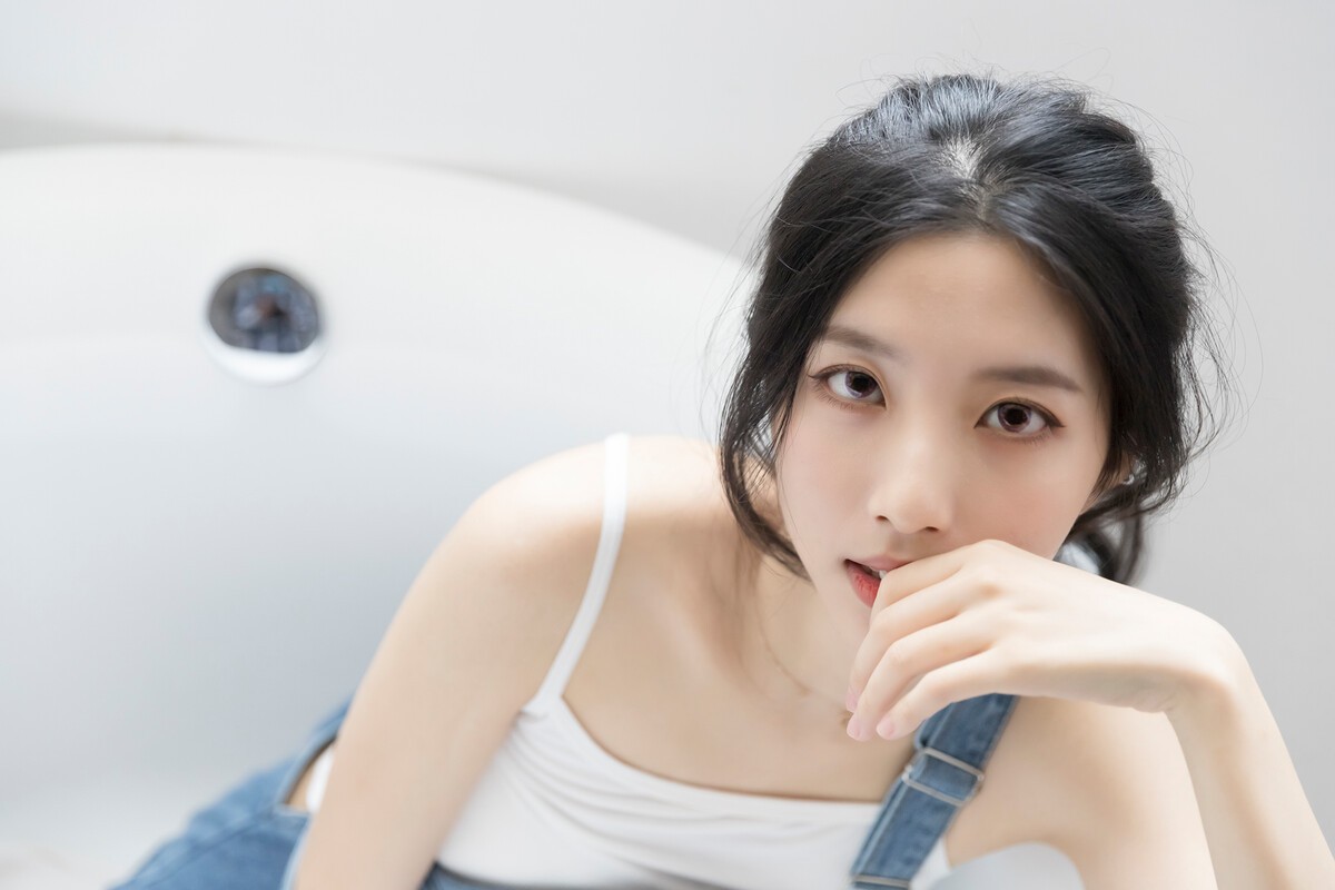 居家美女