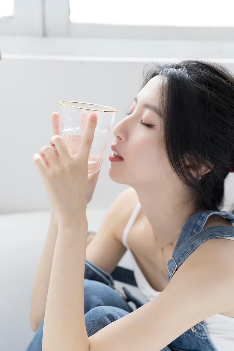 居家美女