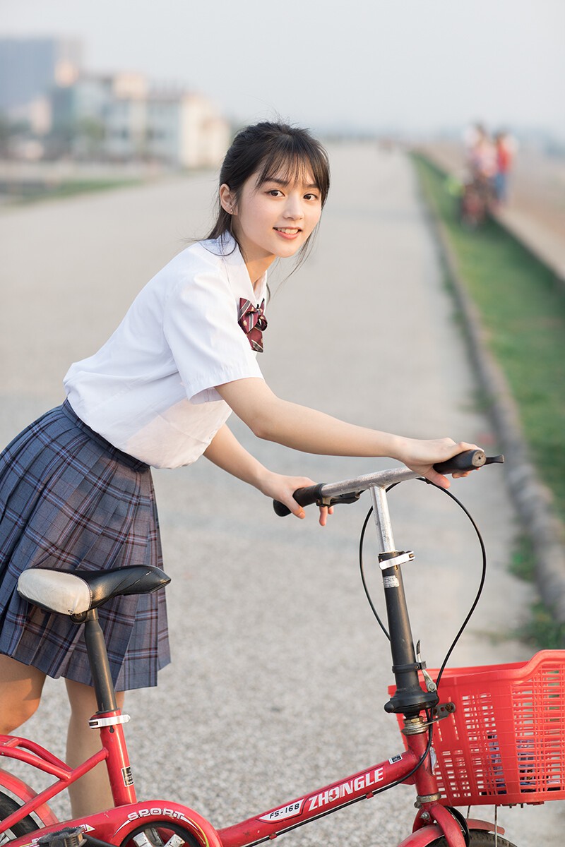 你的笑容好甜