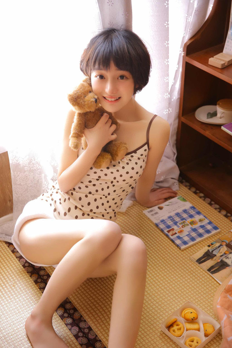 白醋少女—空气有点甜