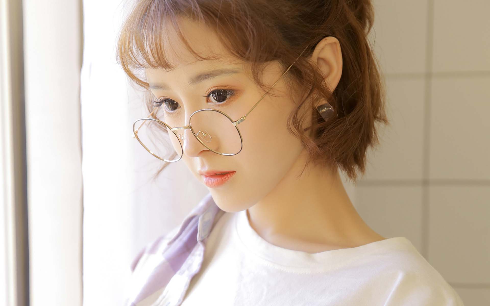 精致猪猪女孩