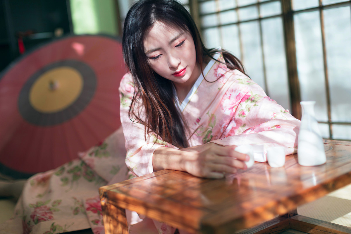 小妍—和服