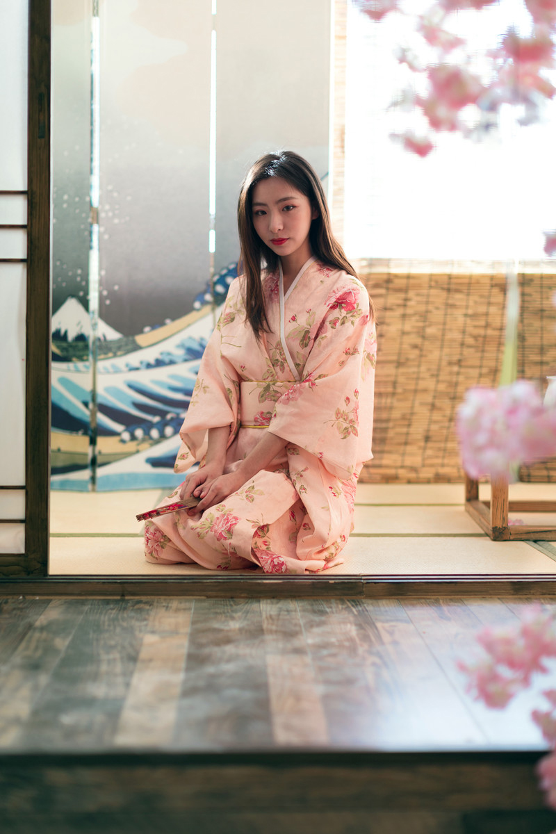 小妍—和服