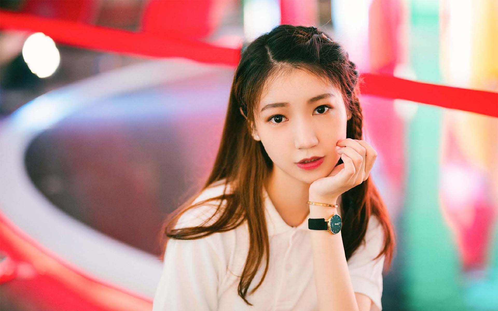 清纯可爱美女