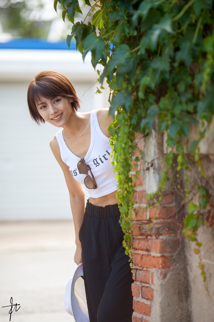 王薇—幸福这么远那么甜