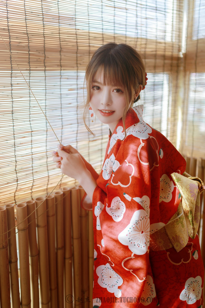 梁小萌—和服