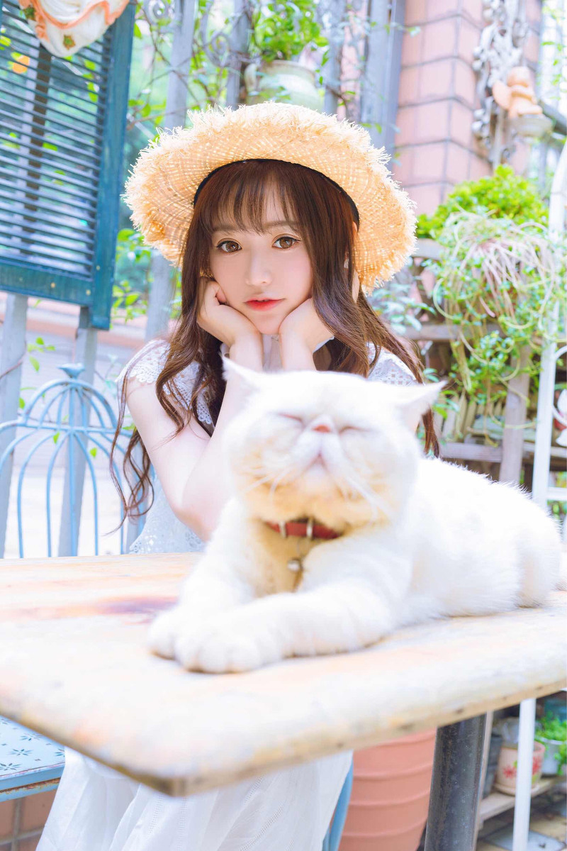 文文lakisha—少女与猫
