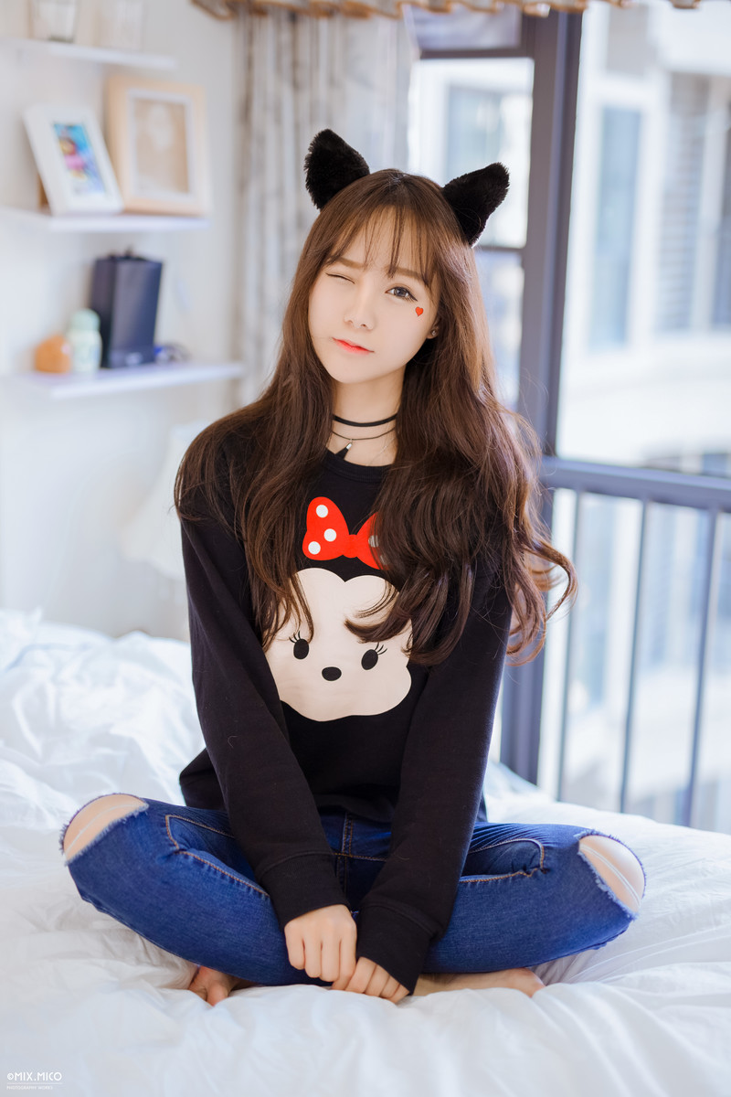 Cherry—Cat