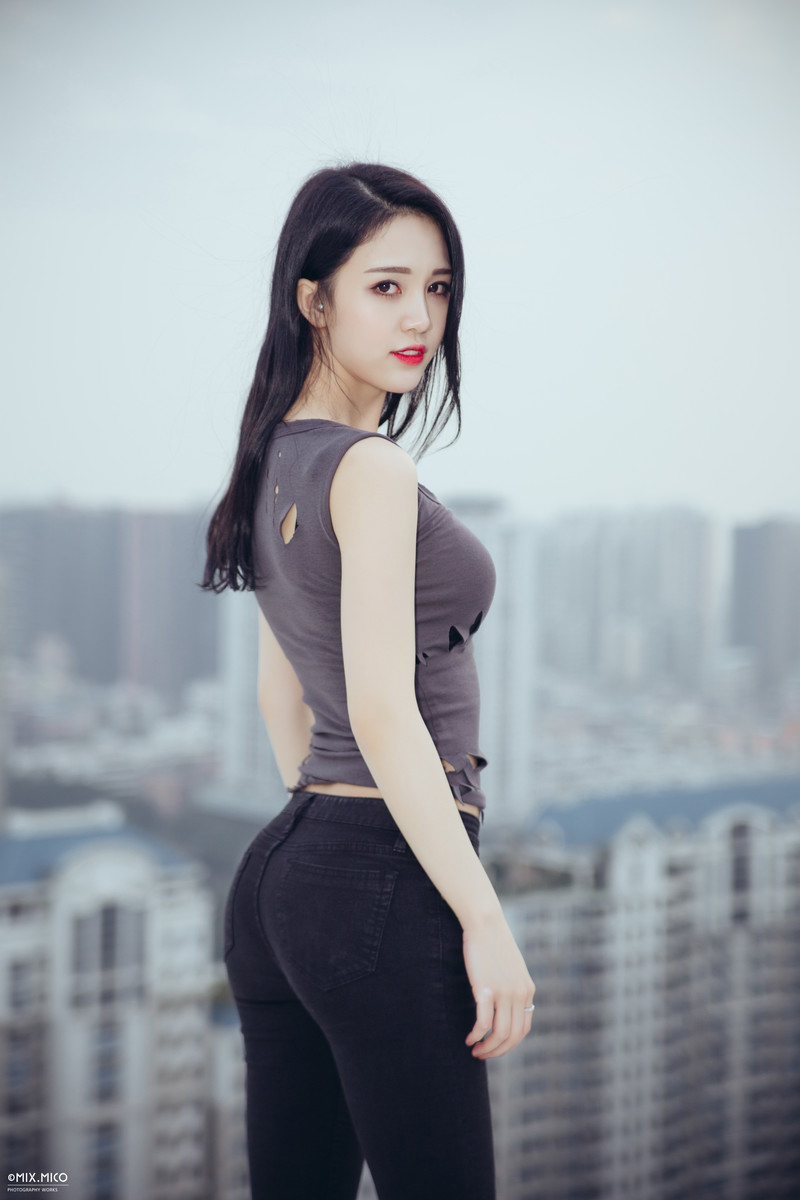 RoofTopping—Crystal Lee