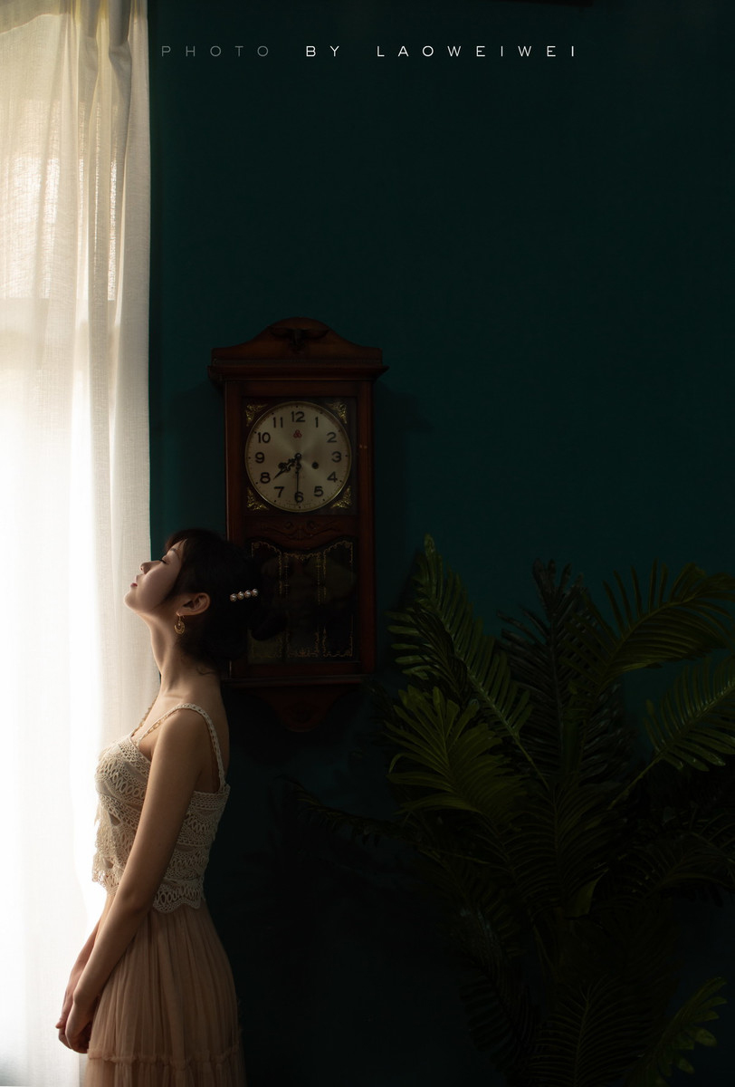 莱莱—复古女孩总是诗