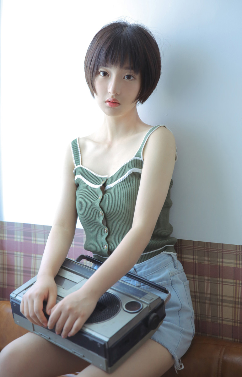 白醋少女—越长大越孤单