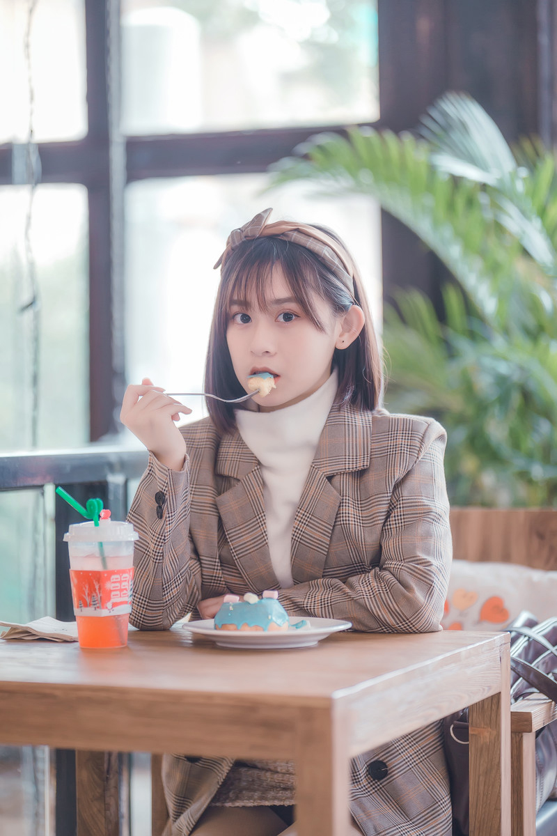 白蘑菇—精致女孩