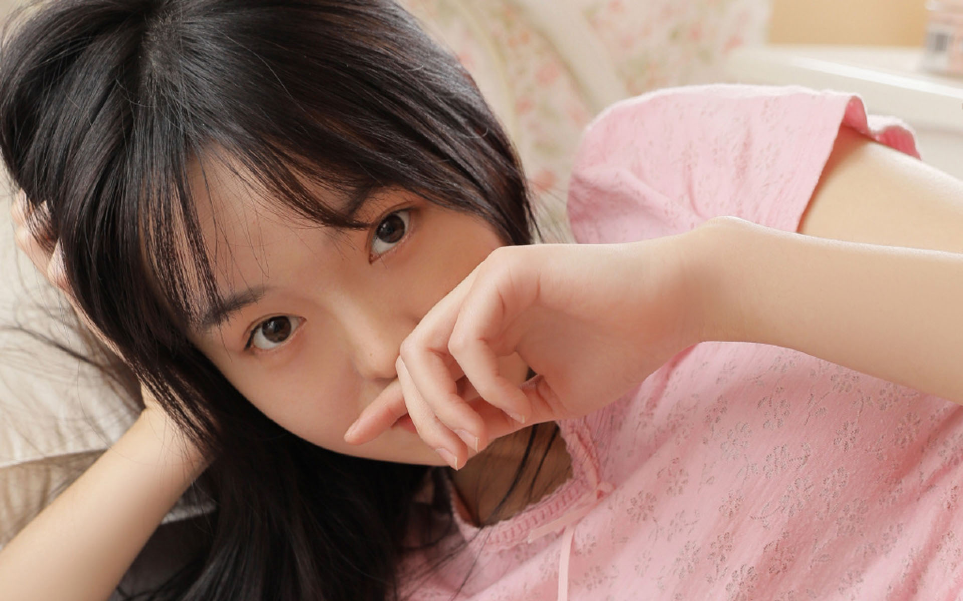 清新粉嫩美少女
