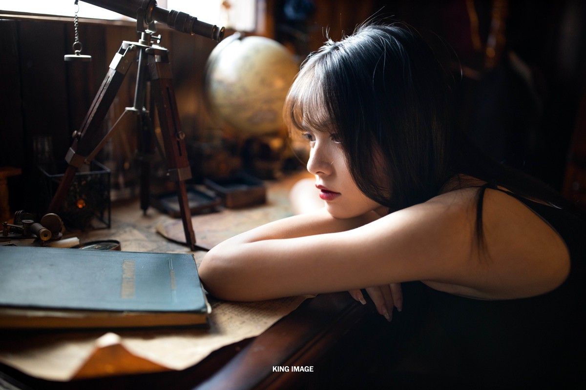 小言—复古少女写真