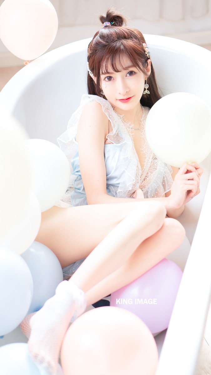 王羽杉—糖果气球泡泡浴