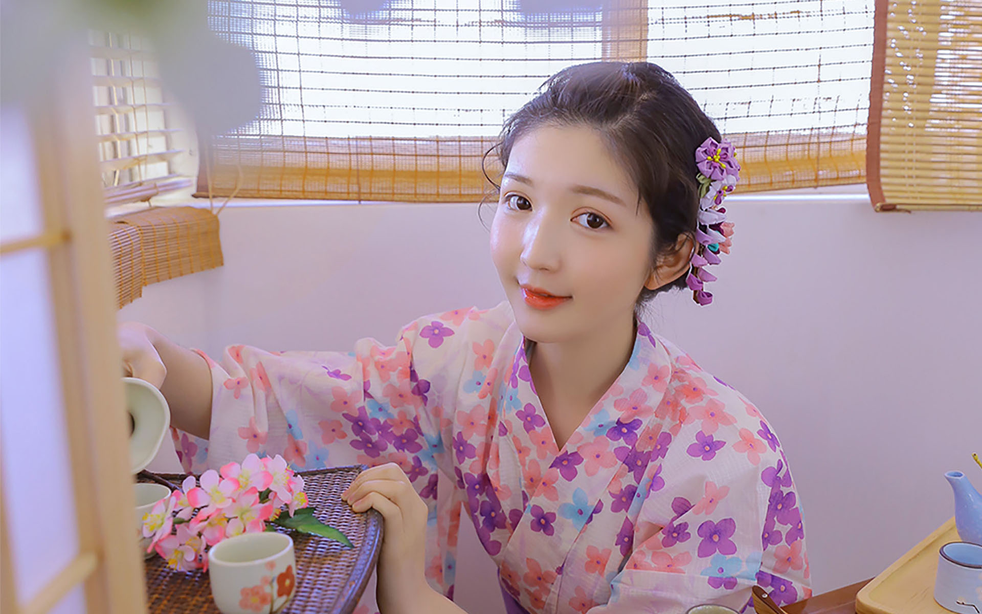 甜美和服美女