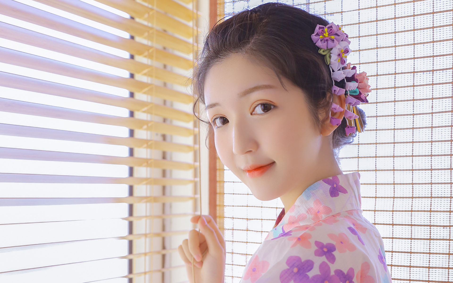 甜美和服美女