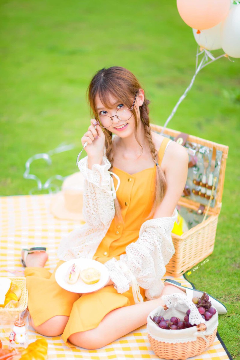 野餐少女