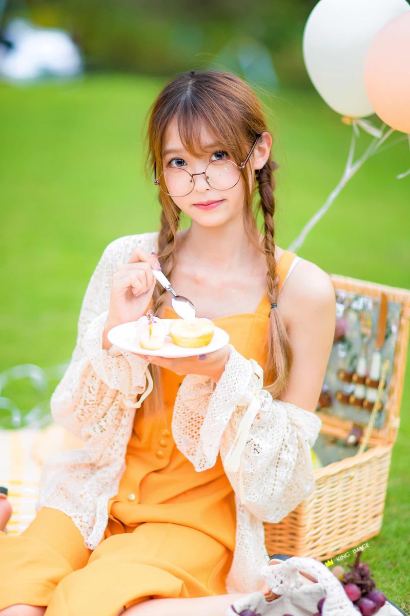 野餐少女