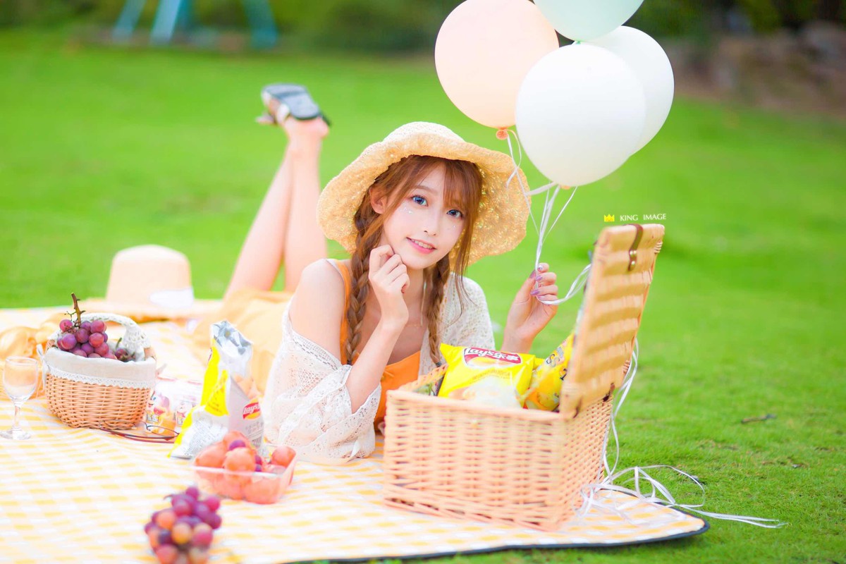 野餐少女