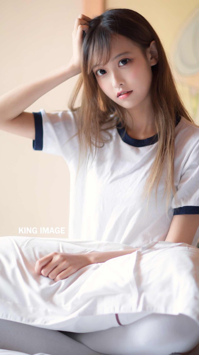 体操服少女