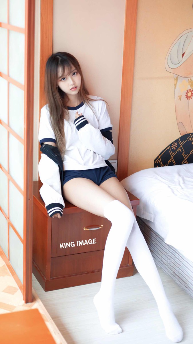 体操服少女
