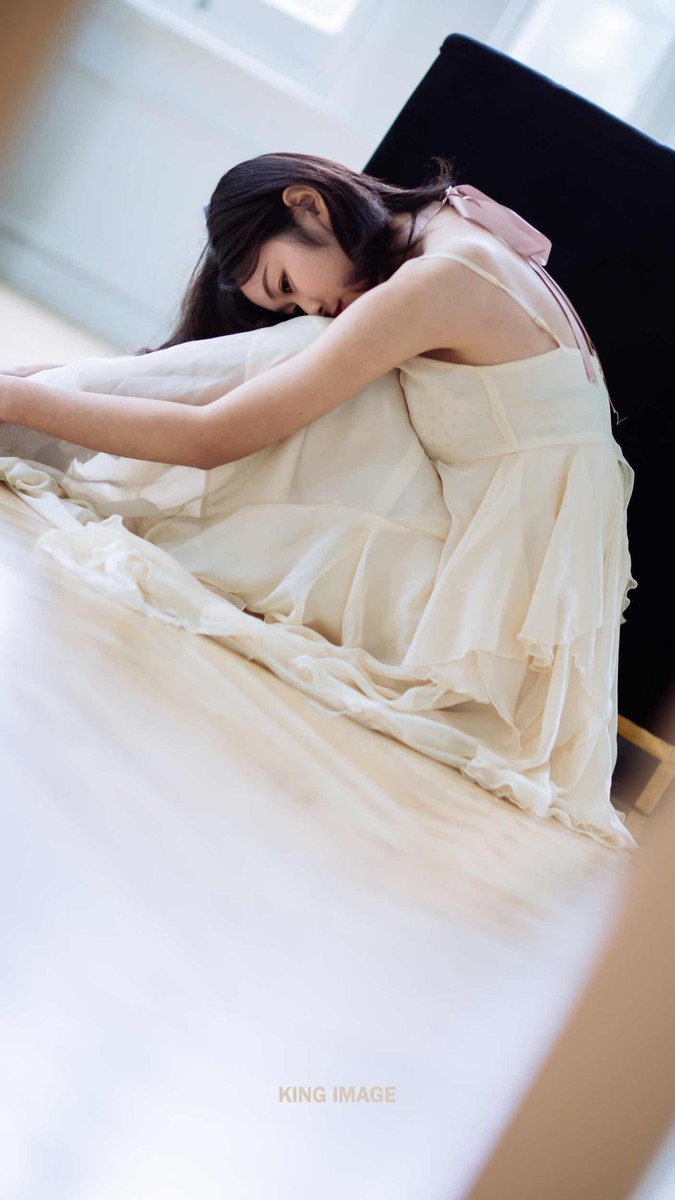 唯美室内少女写真