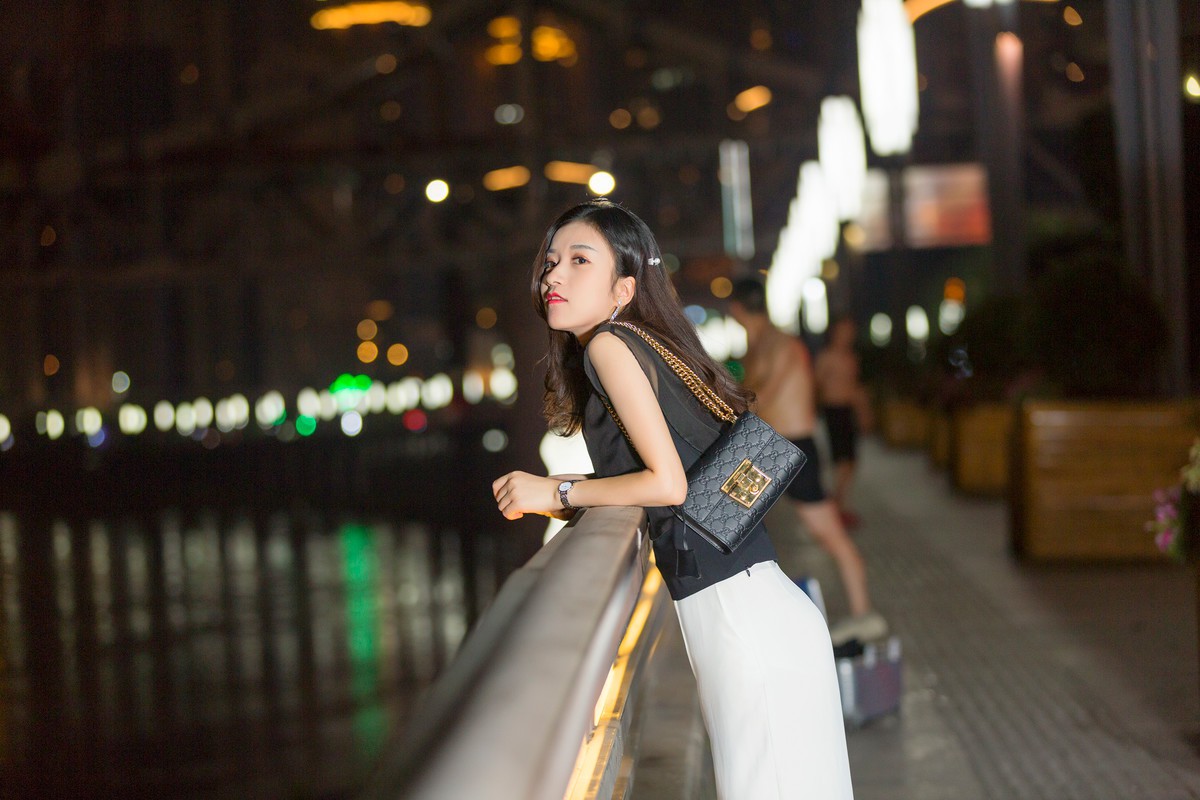 迷人的夜