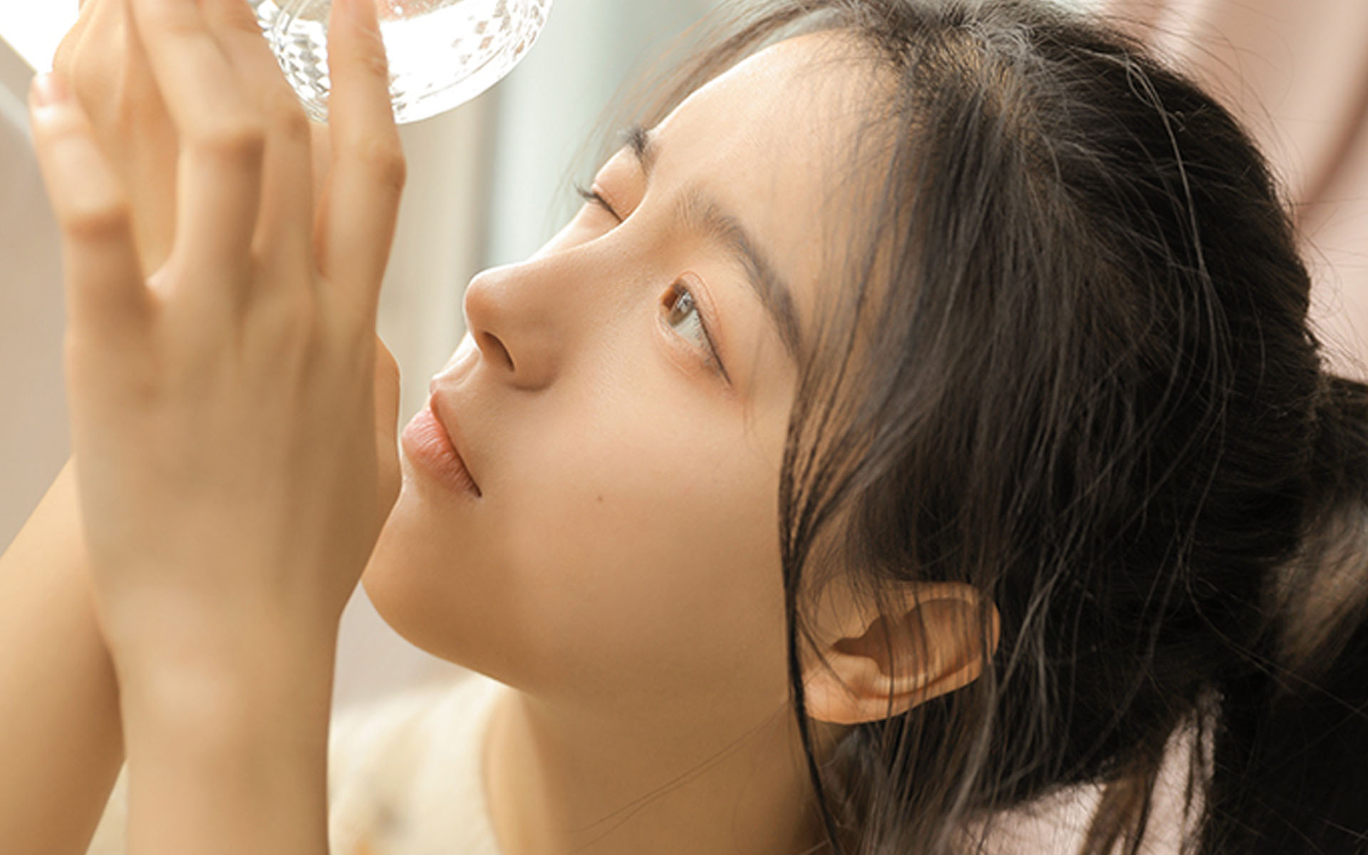 背带裤美女学生妹