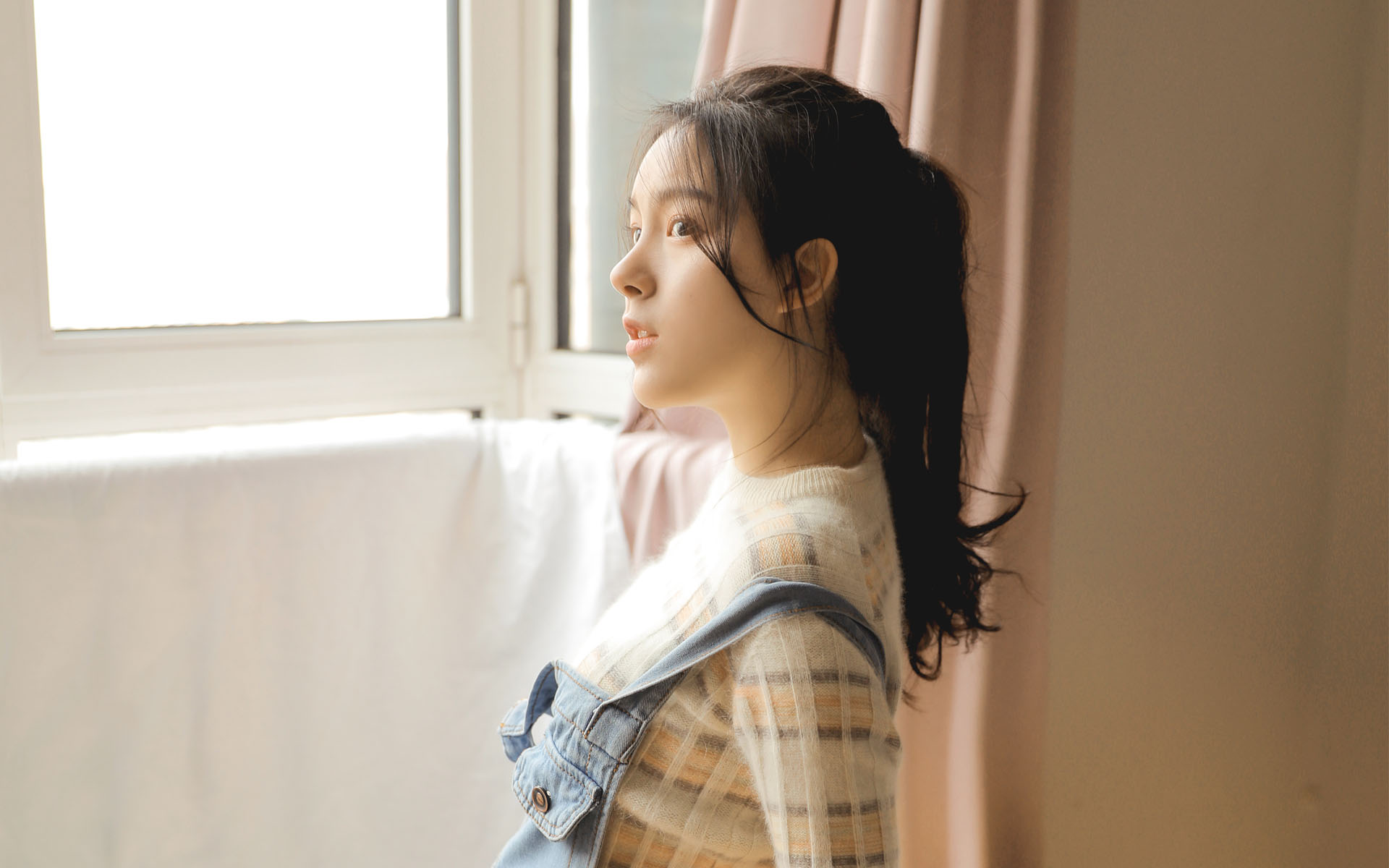 背带裤美女学生妹