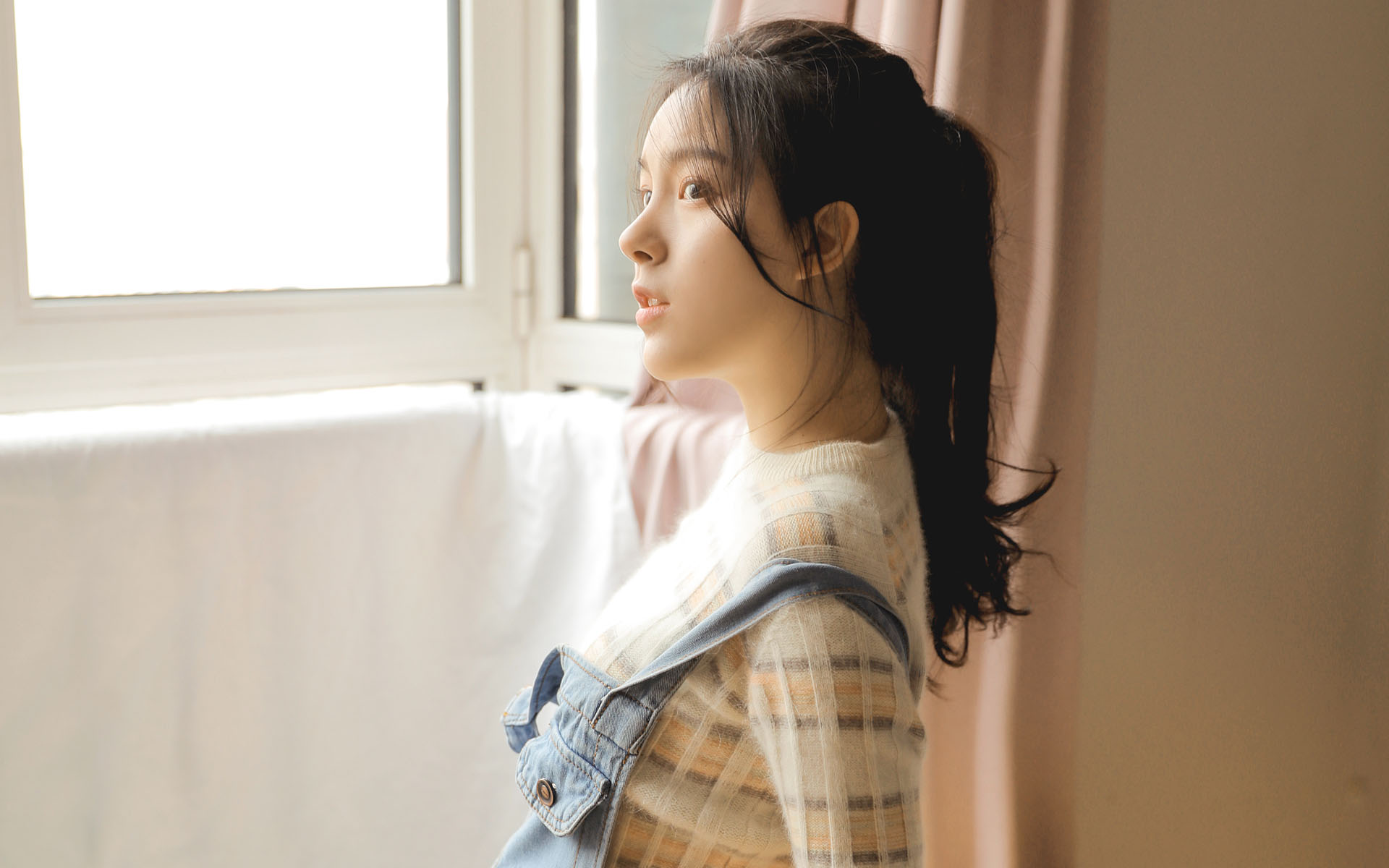 背带裤美女学生妹