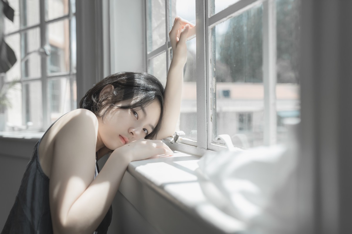 莎莎—忧伤少女