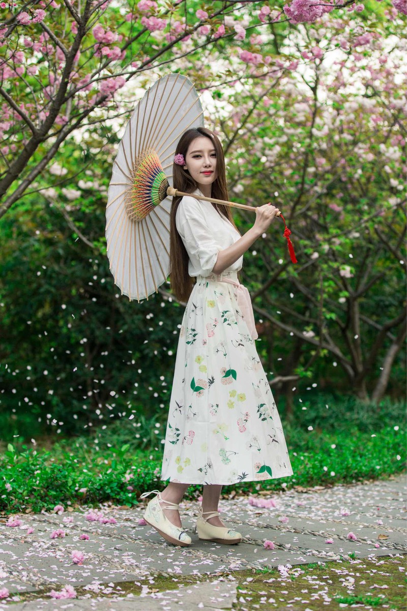 晚樱少女