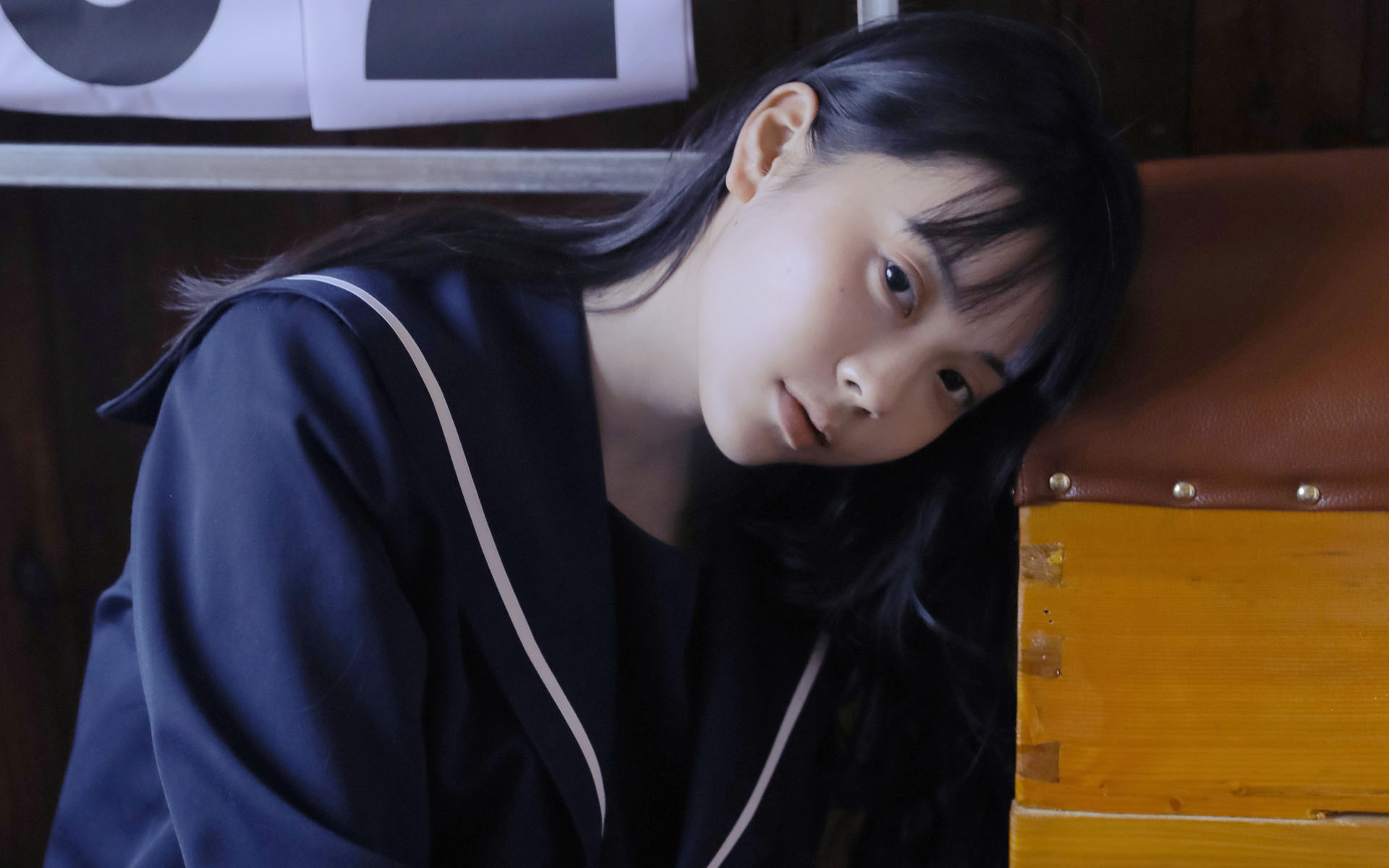 可爱制服美女学生妹