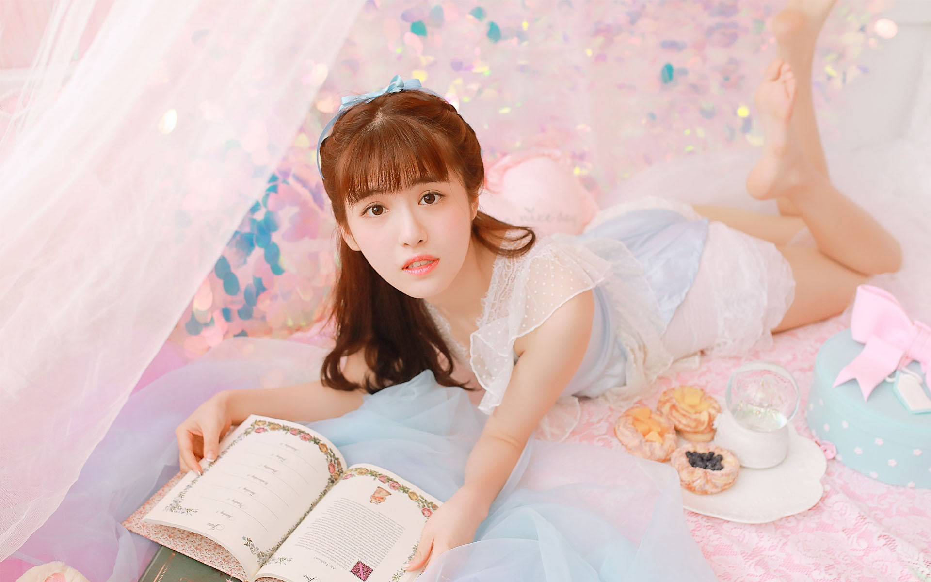 清新养眼美女