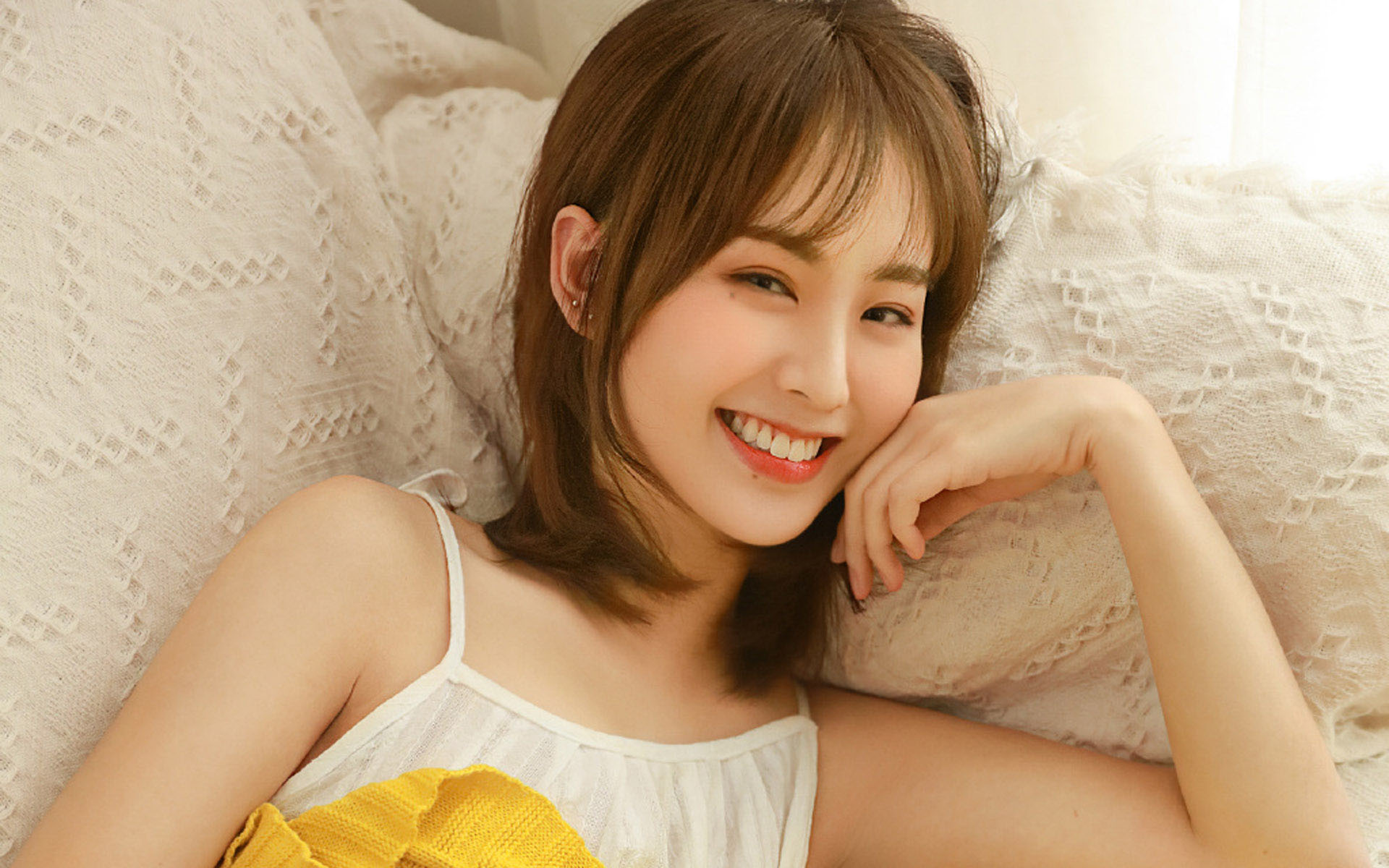纯真可爱美少女