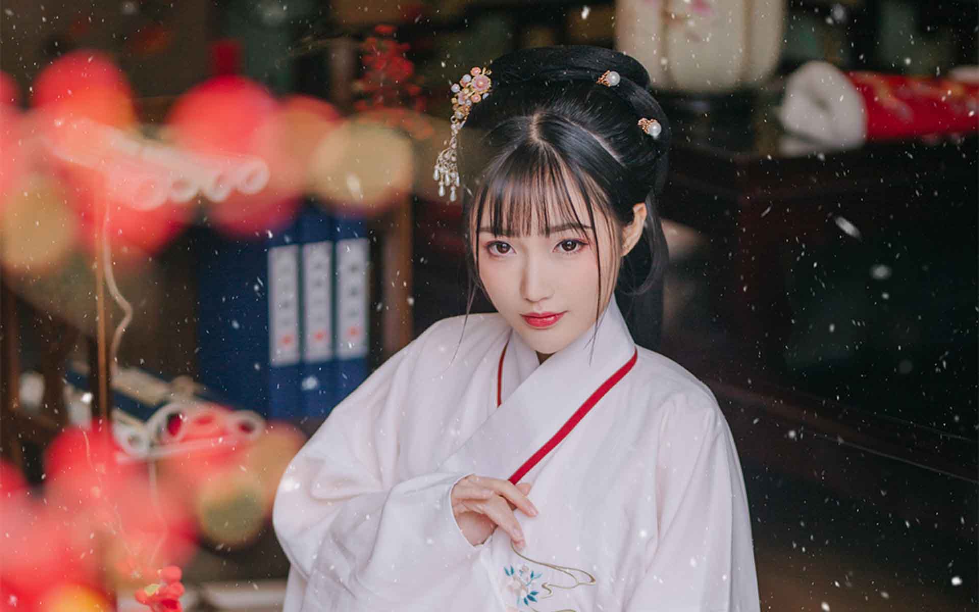 古装美女雪中意境