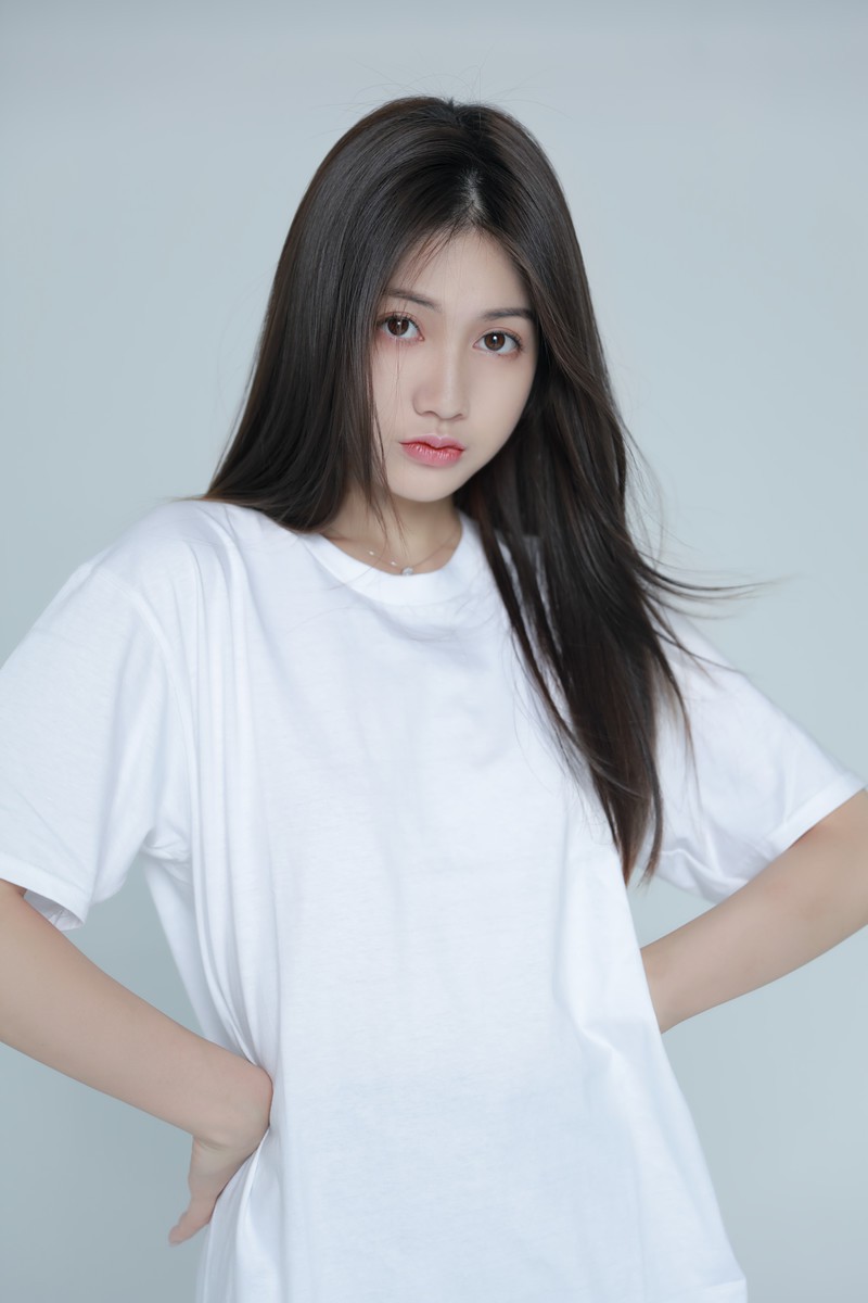 高冷的女孩也有可爱的一面